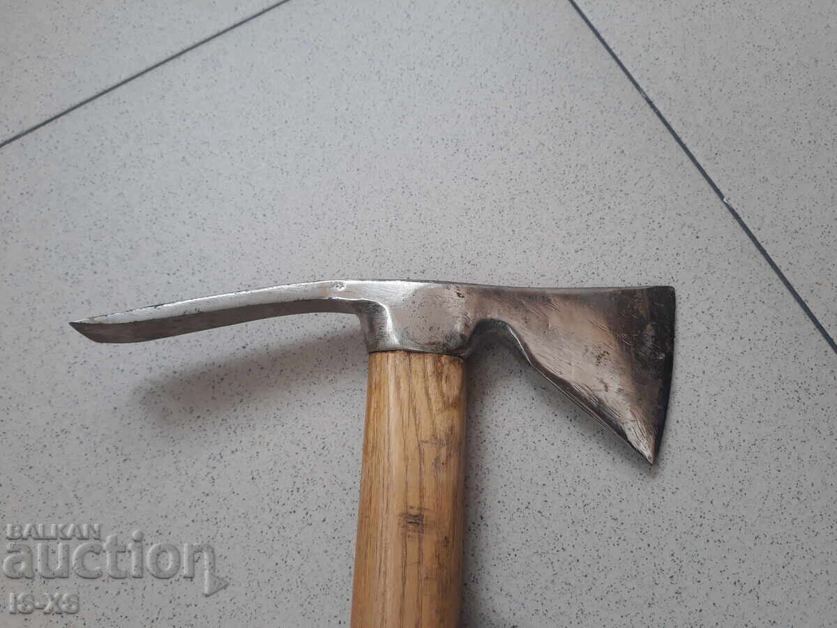 Доставка на Туристическа стара брадвичка. Доставка на Туристическа стара брадвичка.