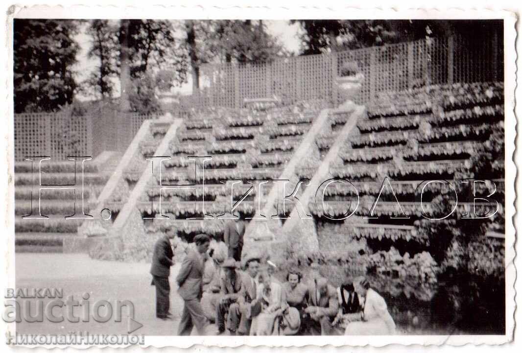 1937 SMALL OLD PHOTO PARIS BULGARIANS AT SAINT-CLOUD D633 1937 SMALL OLD PHOTO PARIS BULGARIANS AT SAINT-CLOUD D633