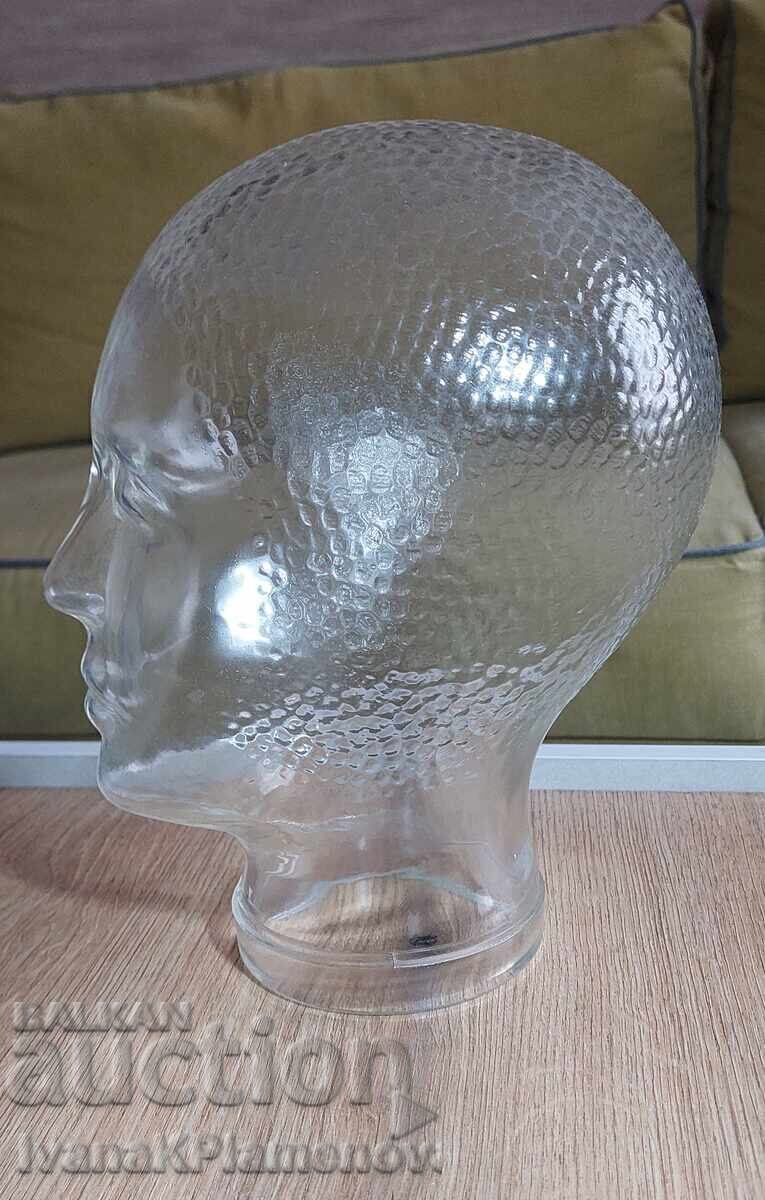 Auction Glass head for connoisseurs Auction Glass head for connoisseurs