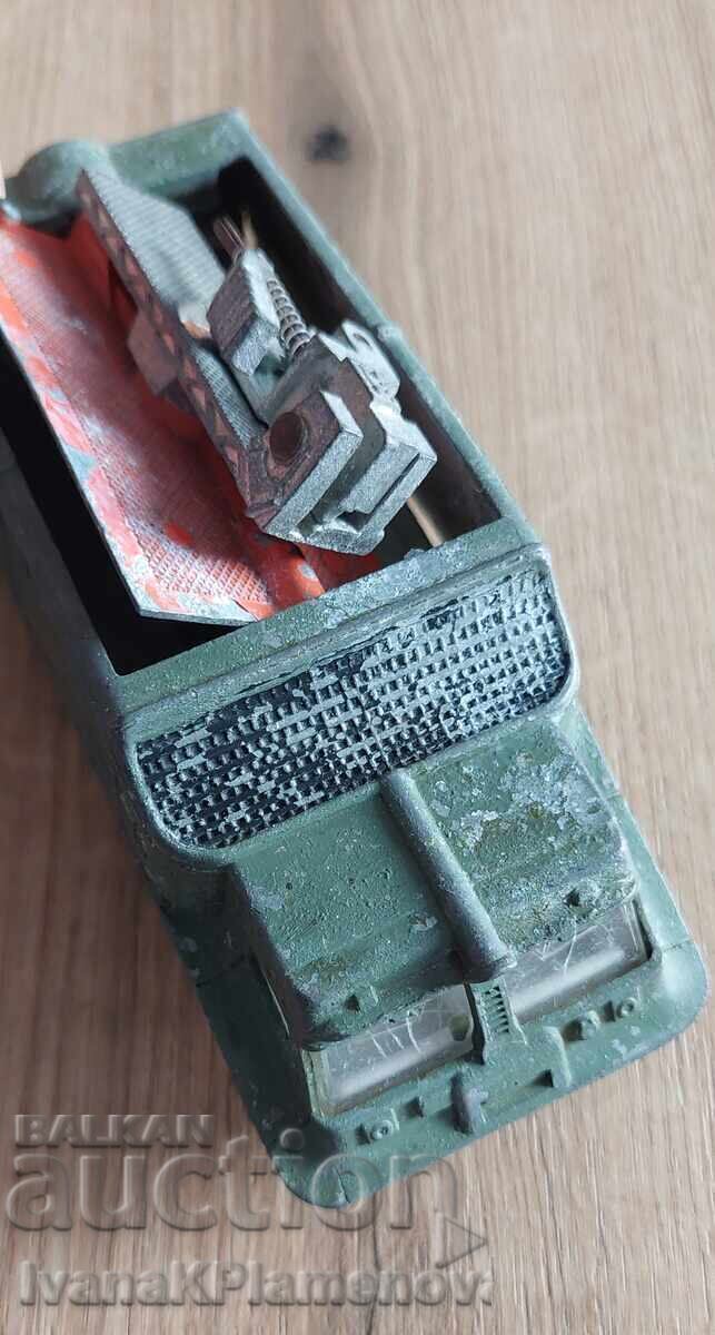 Cărucior metalic pentru colecționari - 6