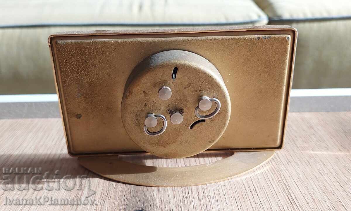 Δημοπρασία Ρολόι μηχανικό επιτραπέζιο για συλλέκτες Δημοπρασία Ρολόι μηχανικό επιτραπέζιο για συλλέκτες