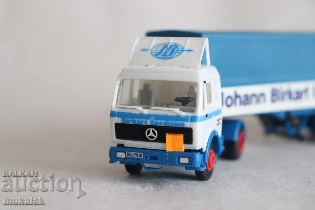 Livrarea HERPA 1:87 H0 MERCEDES BENZ CAMION TIR MODEL MAȘINUȚĂ