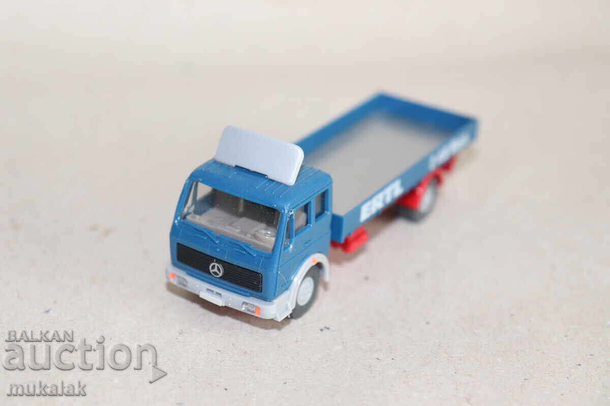 WIKING 1:87 H0 MERCEDES BENZ TRUCK TIR MODEL CAR with price 15.00 BGN | € 7.67 WIKING 1:87 H0 MERCEDES BENZ TRUCK TIR MODEL CAR with price 15.00 BGN | € 7.67