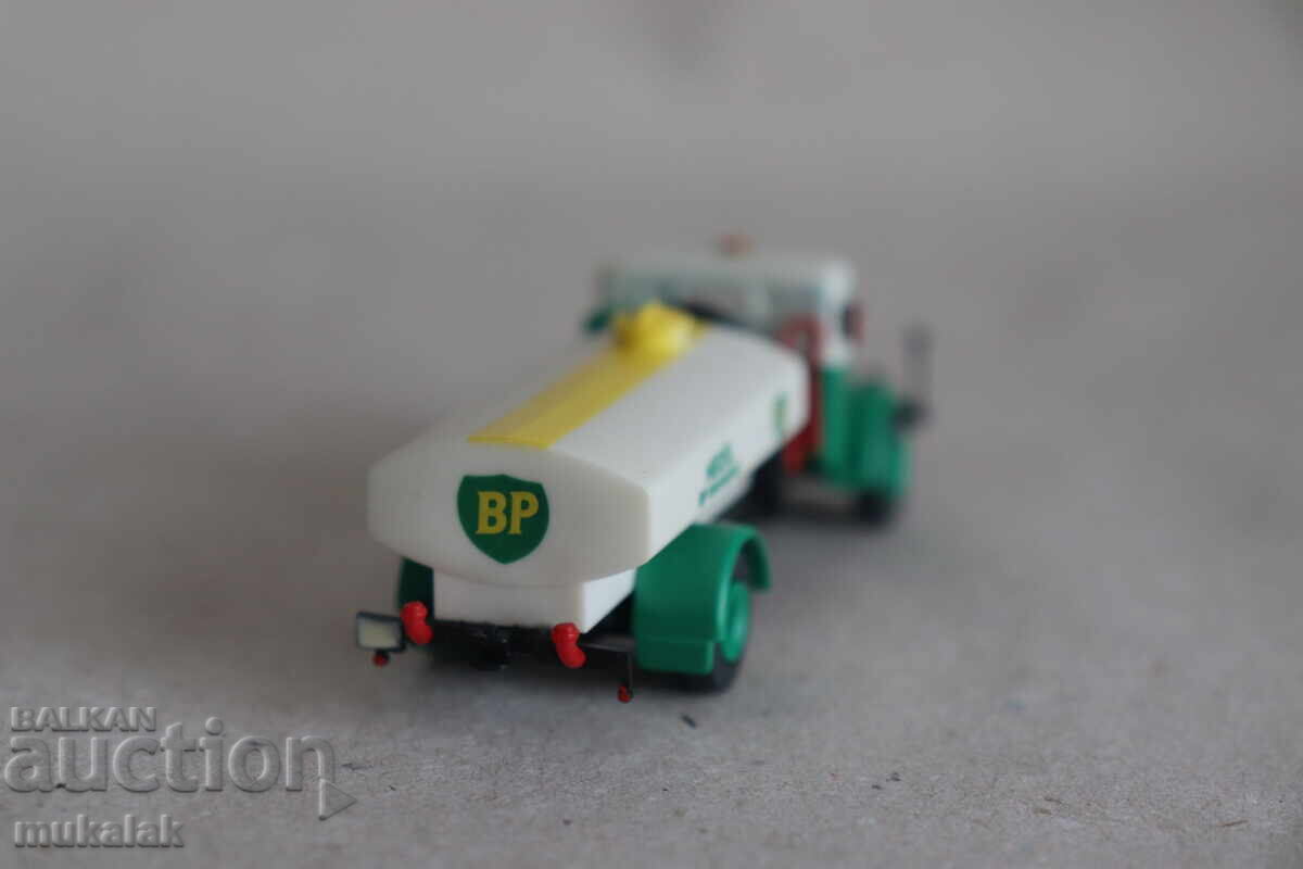 ROCO?? 1:87 H0 MERCEDES BENZ TANKER TRUCK MODEL CAR - 5 ROCO?? 1:87 H0 MERCEDES BENZ TANKER TRUCK MODEL CAR - 5