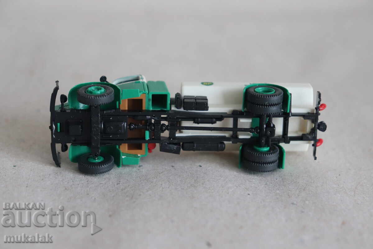 ROCO?? 1:87 H0 MERCEDES BENZ TANKER TRUCK MODEL CAR - 7 ROCO?? 1:87 H0 MERCEDES BENZ TANKER TRUCK MODEL CAR - 7