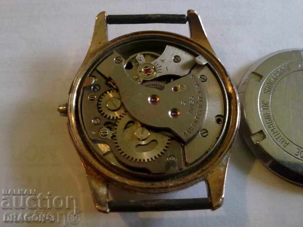 Gold-plated quo vadis with price 38.00 BGN | € 19.43 Gold-plated quo vadis with price 38.00 BGN | € 19.43