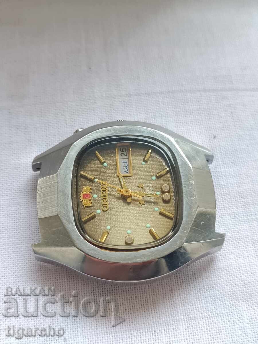 Часовник Orient с цена 120.00 лв. | € 61.36