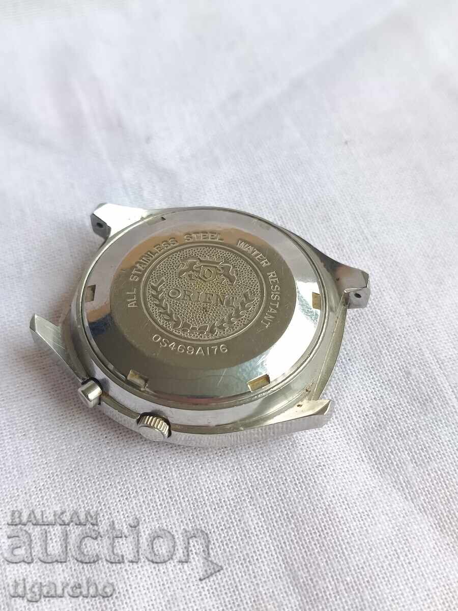 Доставка на Часовник Orient