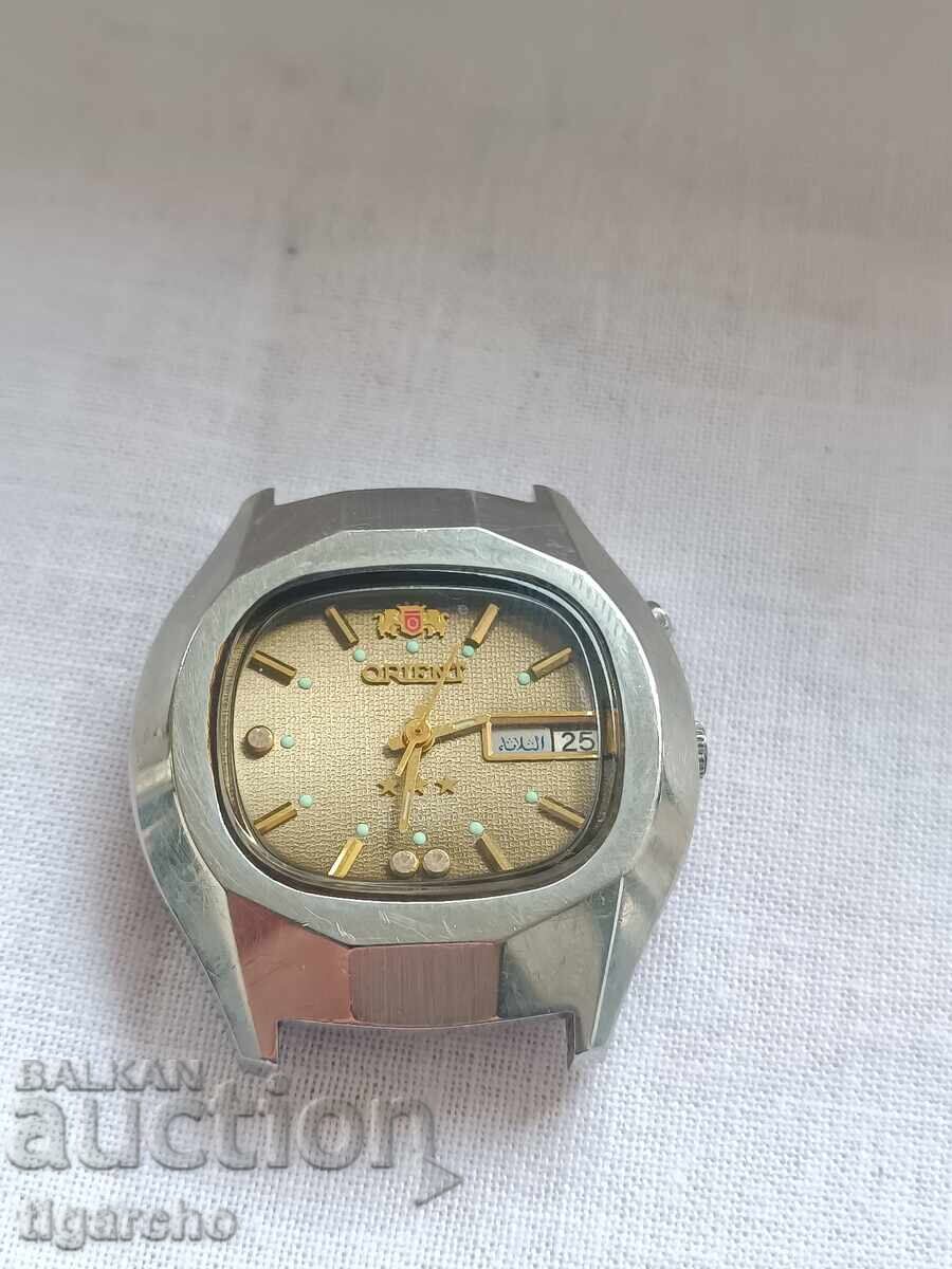 Часовник Orient