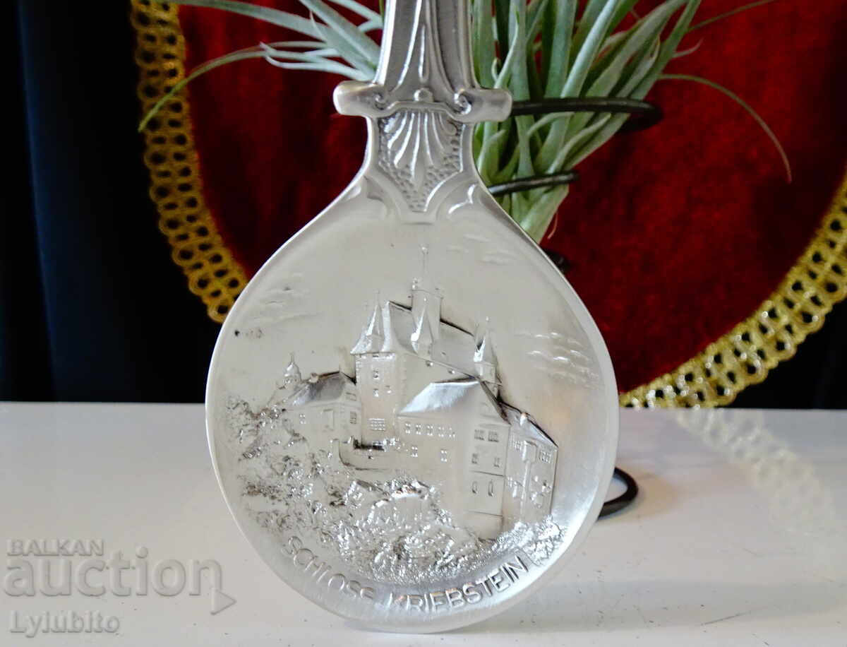 Tin spoon 97 g, castle, tin wedding with price 19.00 BGN | € 9.71 Tin spoon 97 g, castle, tin wedding with price 19.00 BGN | € 9.71