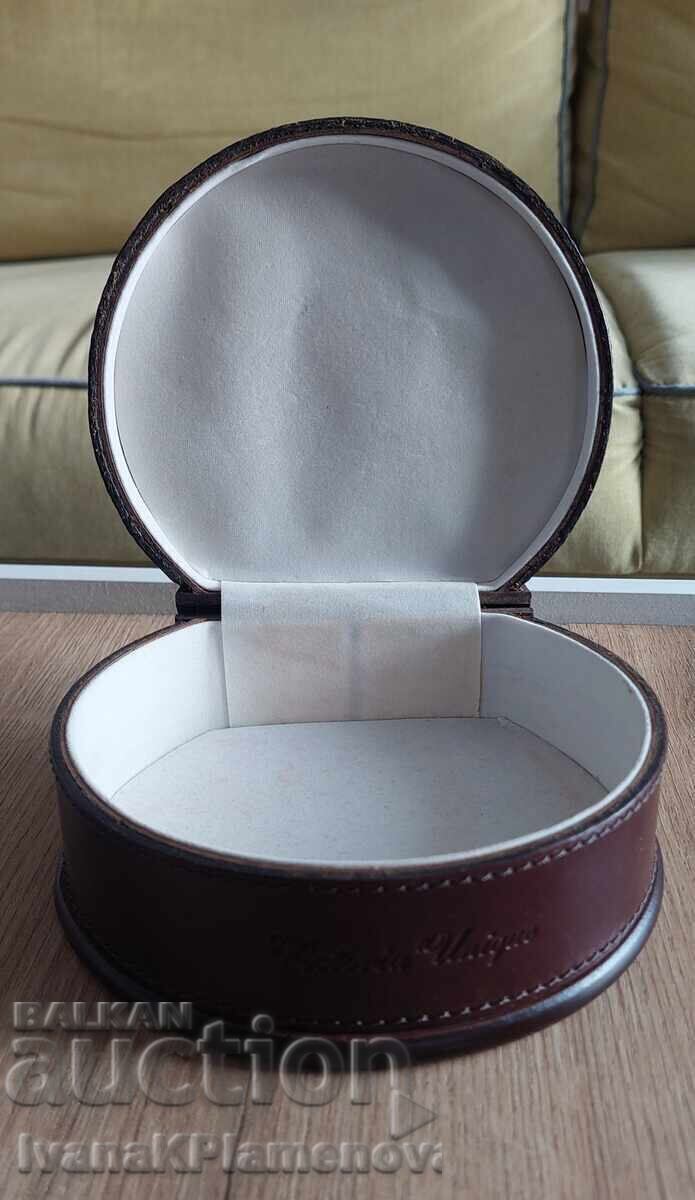 Wooden and Leather Box for Connoisseurs, Excellent - 6 Wooden and Leather Box for Connoisseurs, Excellent - 6