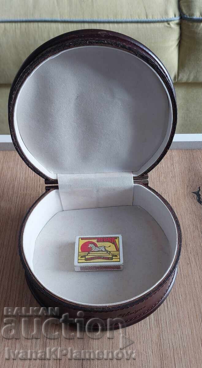 Wooden and Leather Box for Connoisseurs, Excellent - 7 Wooden and Leather Box for Connoisseurs, Excellent - 7