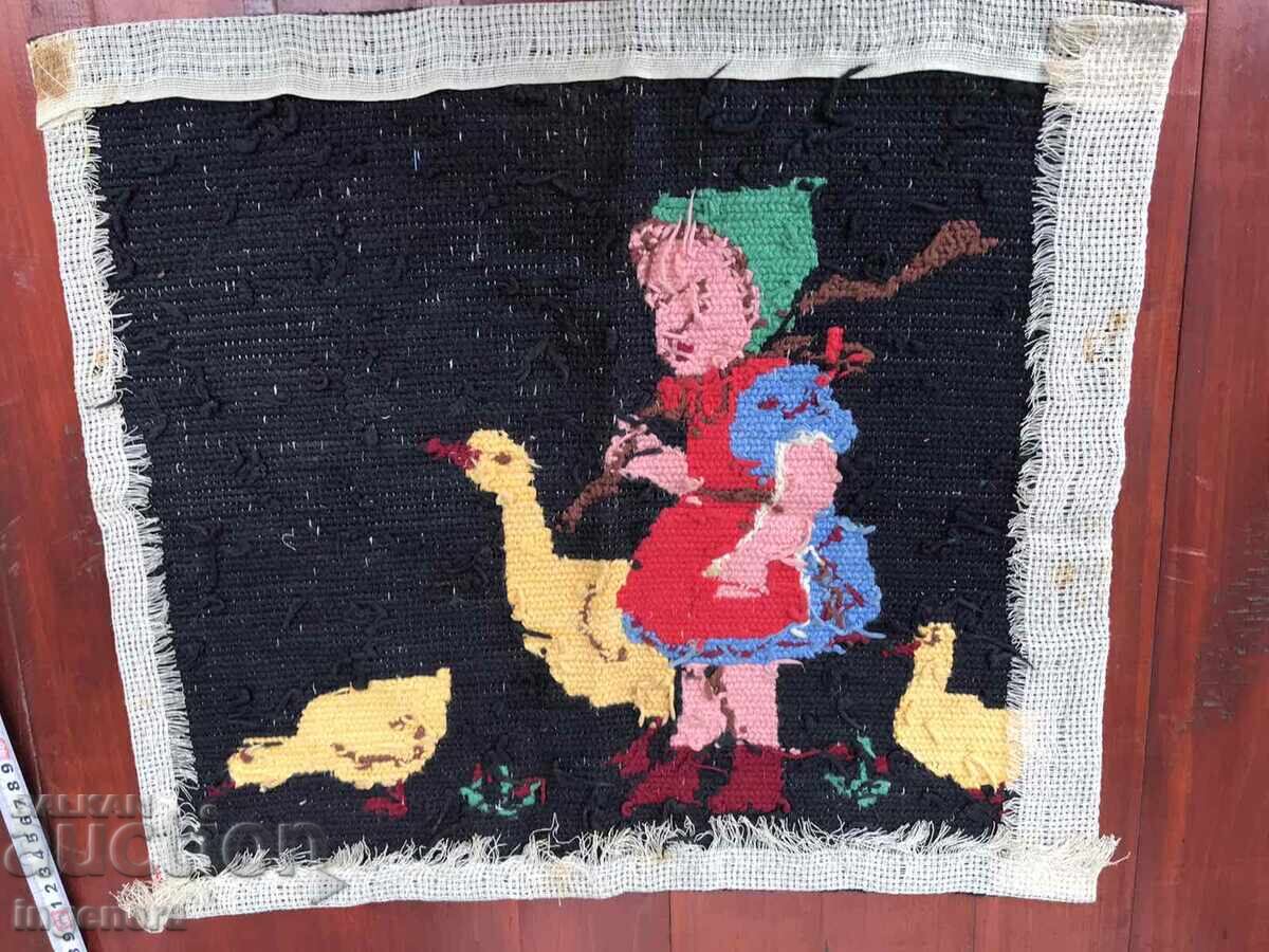 HANDMADE EMBROIDERY FOR A PILLOWCASE - 5 HANDMADE EMBROIDERY FOR A PILLOWCASE - 5