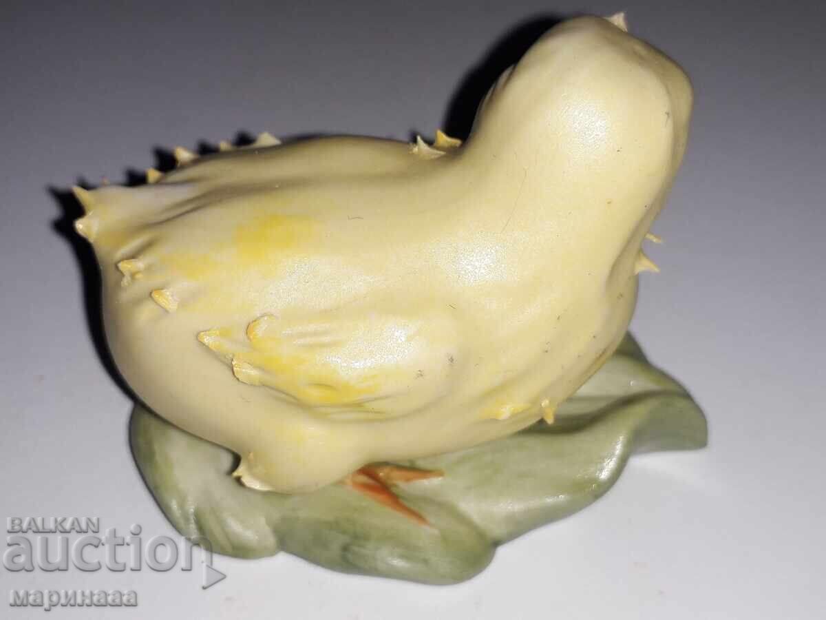 Auction FIGURE. BISCUIT. PORTUGAL Auction FIGURE. BISCUIT. PORTUGAL