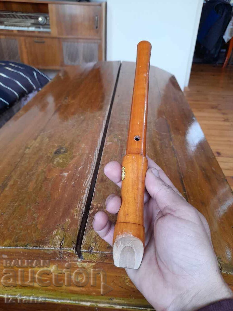 Delivery of Old rascal, duduk, whistle