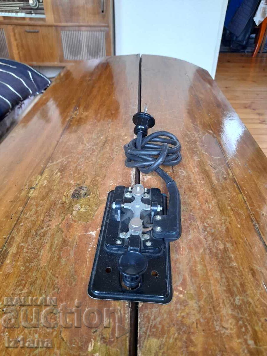 Old morse manipulator, key