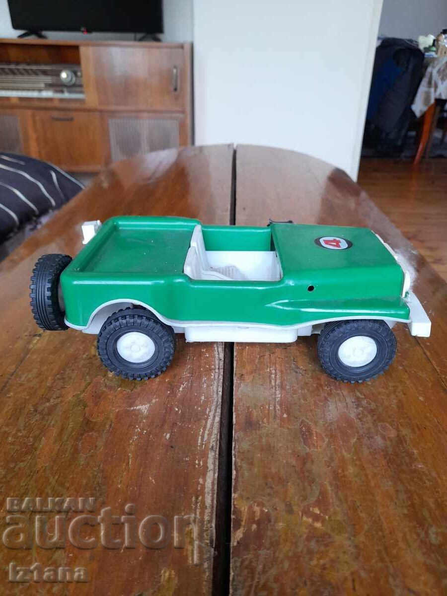 Old car, stroller, jeep with price 37.00 BGN | € 18.92 Old car, stroller, jeep with price 37.00 BGN | € 18.92