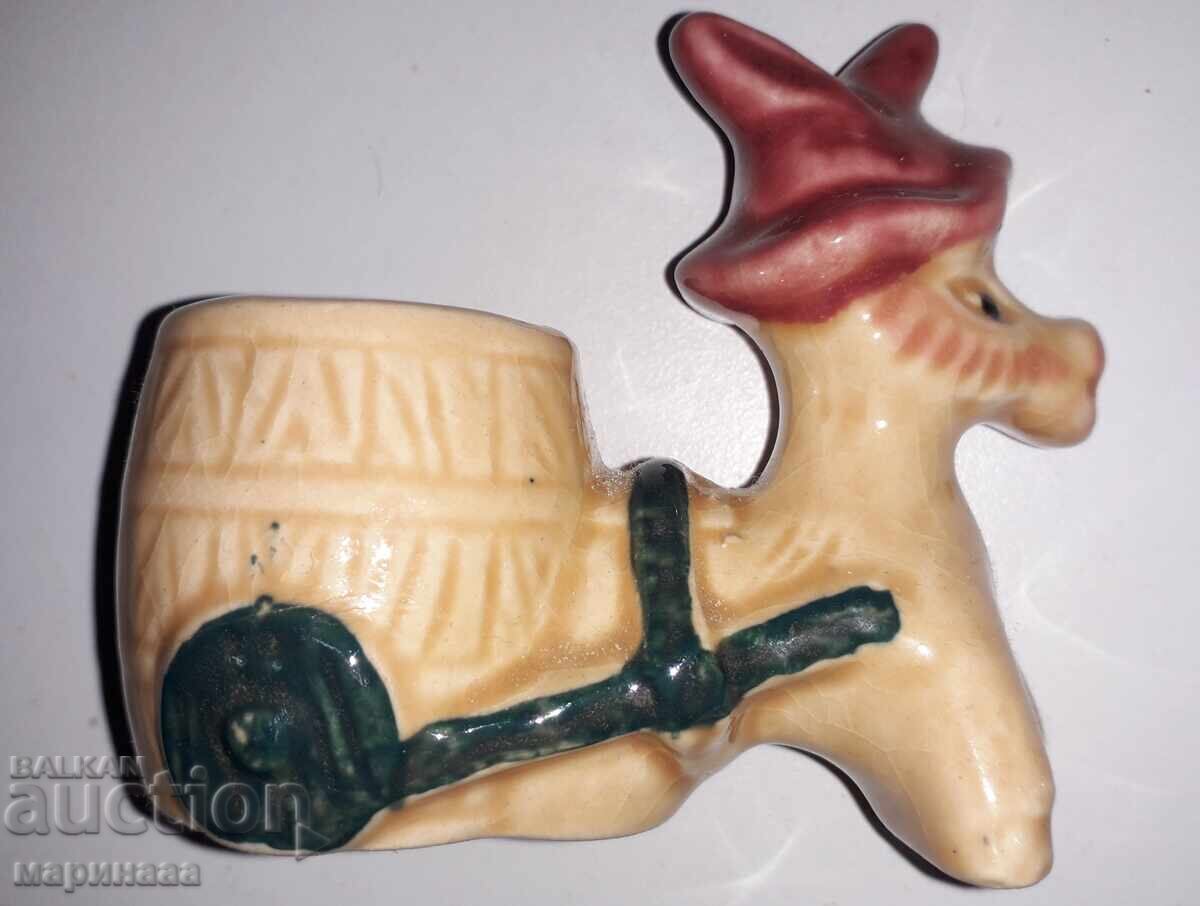 ФИГУРКА с цена 2.00 лв. | € 1.02 ФИГУРКА с цена 2.00 лв. | € 1.02