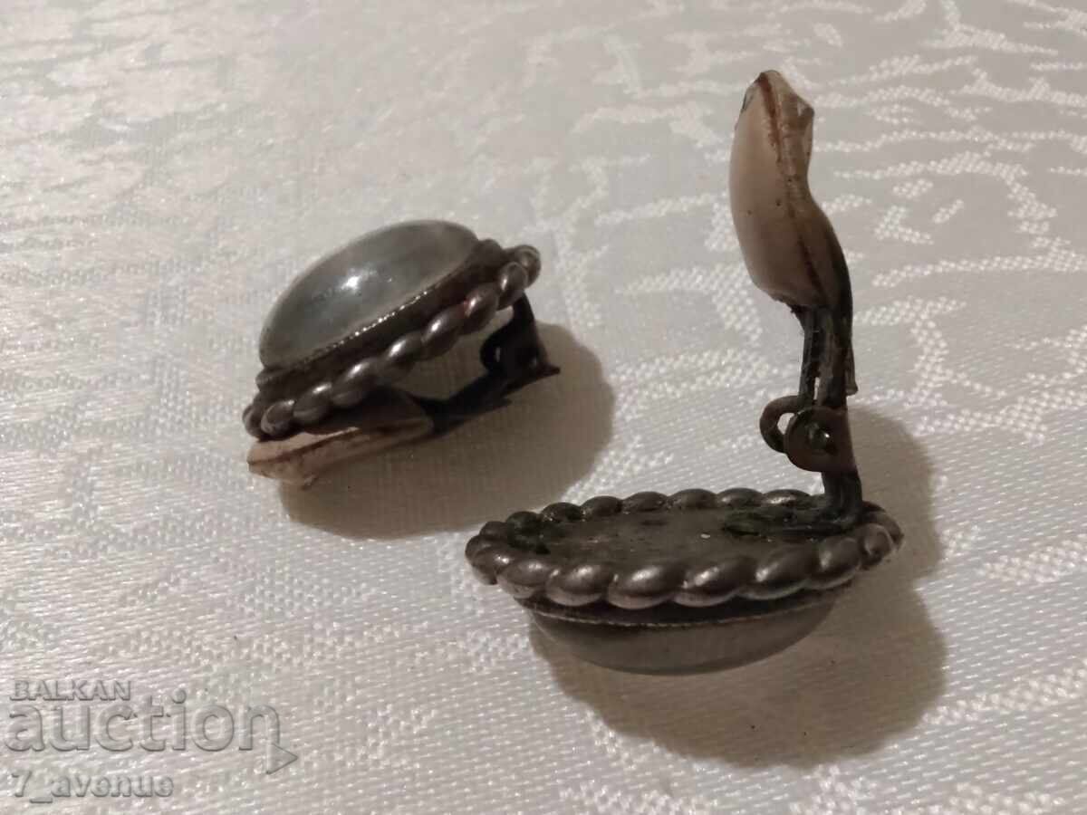 Δημοπρασία Σκουλαρίκια - κλιπς, 70s, όμορφα, κομψά, 27.03.25