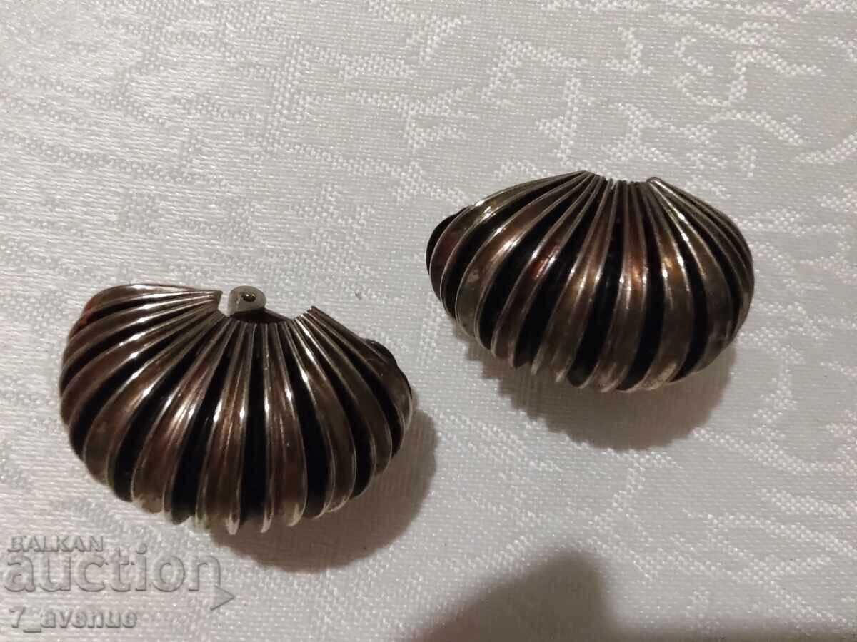 Δημοπρασία Σκουλαρίκια - κλιπς, 70s, όμορφα, κομψά, 27.03.25