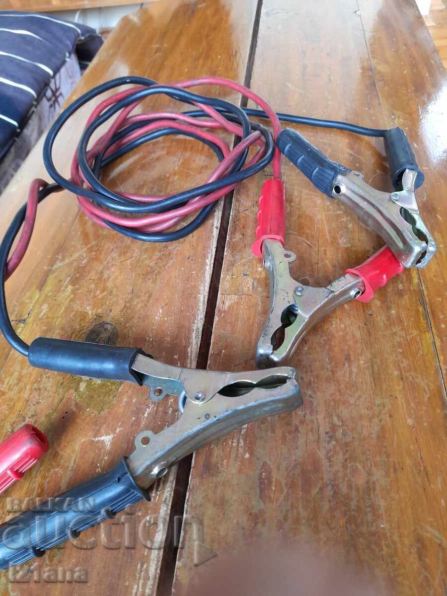 Стари кабели за подаване на ток с цена 70.00 лв. | € 35.79 Стари кабели за подаване на ток с цена 70.00 лв. | € 35.79