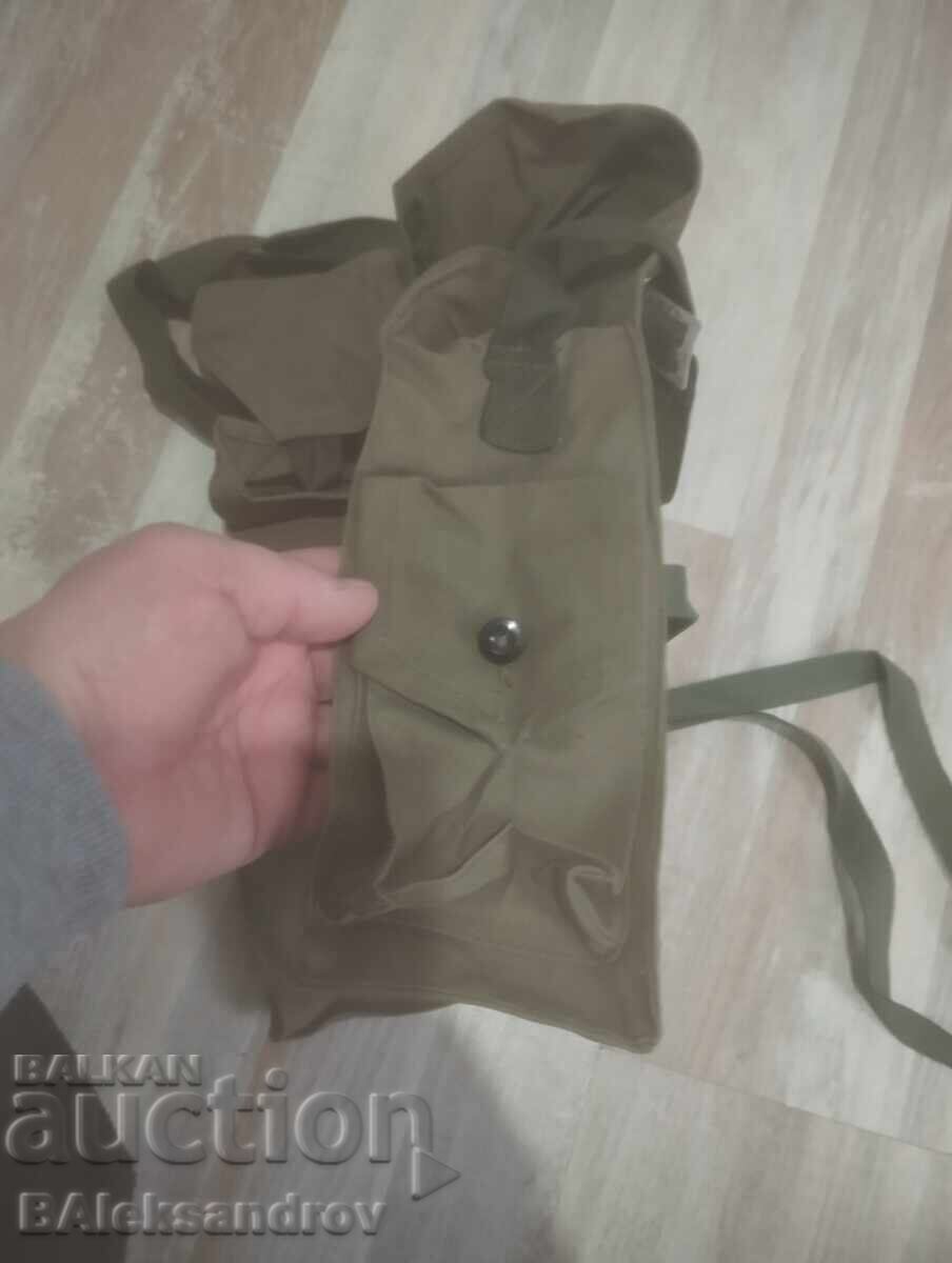 Delivery of Gas mask social backpack Delivery of Gas mask social backpack