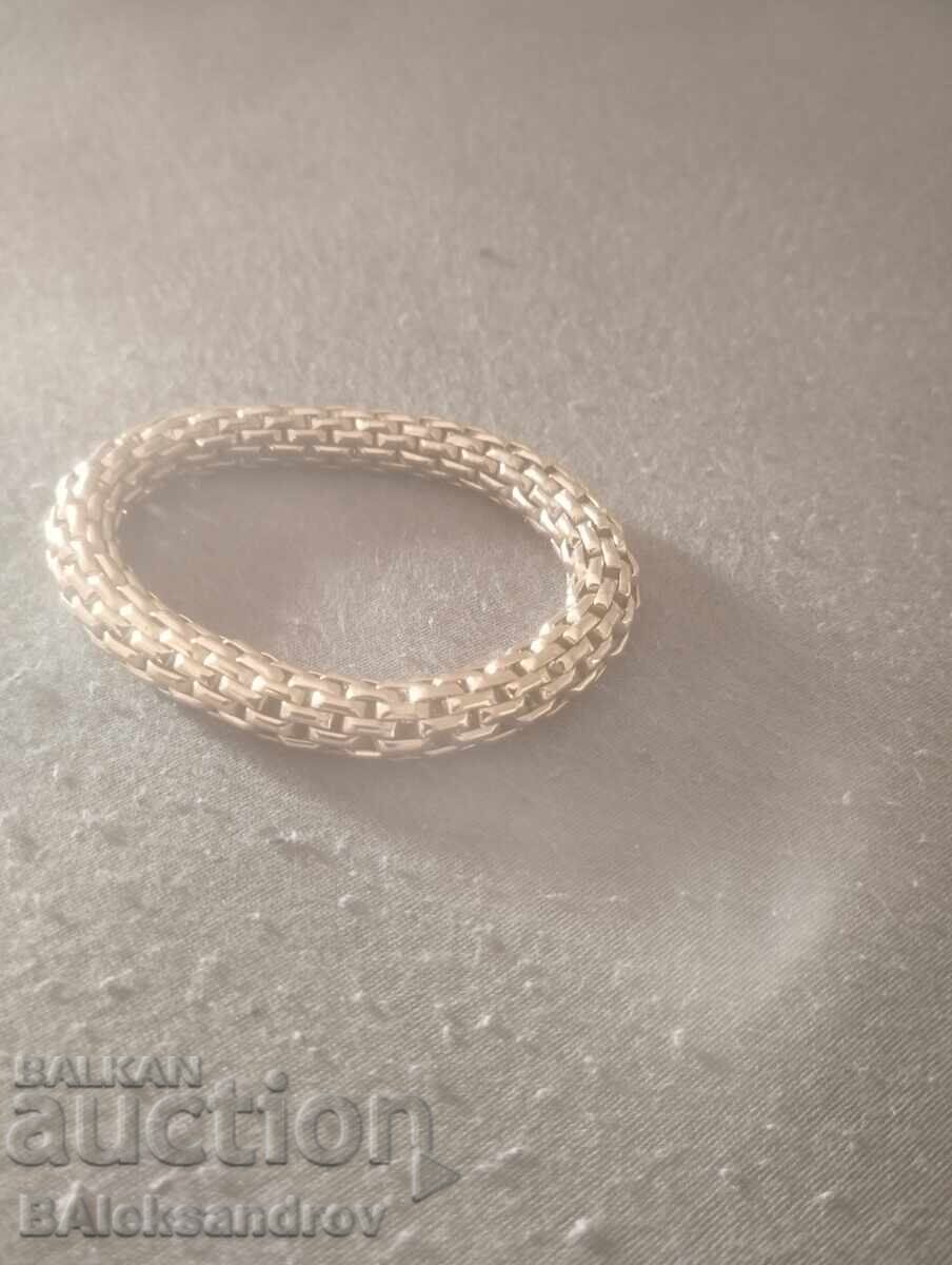 Ενδιαφέρον παλιό βραχιόλι