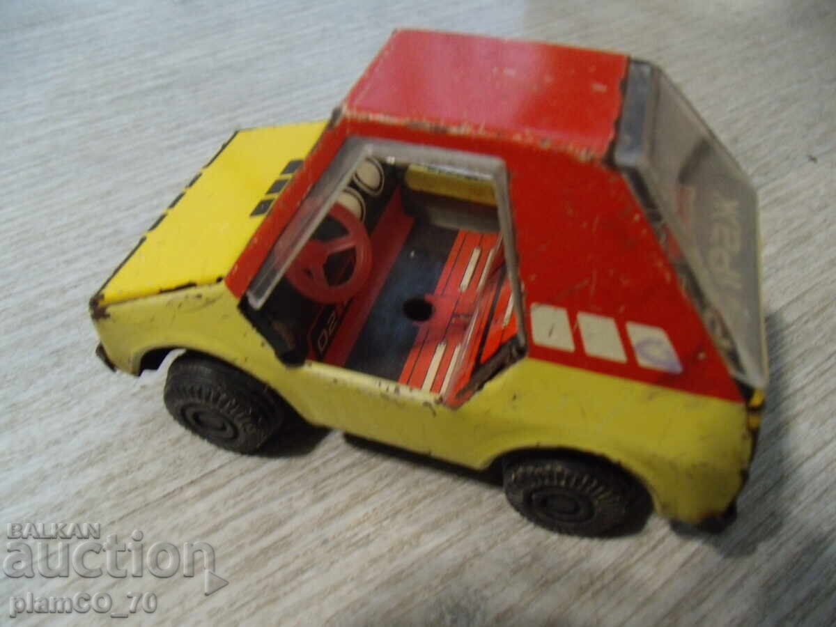 №*7961 παλαιό μεταλλικό / λαμαρινένιο παιχνίδι - αυτοκίνητο - 6 №*7961 παλαιό μεταλλικό / λαμαρινένιο παιχνίδι - αυτοκίνητο - 6