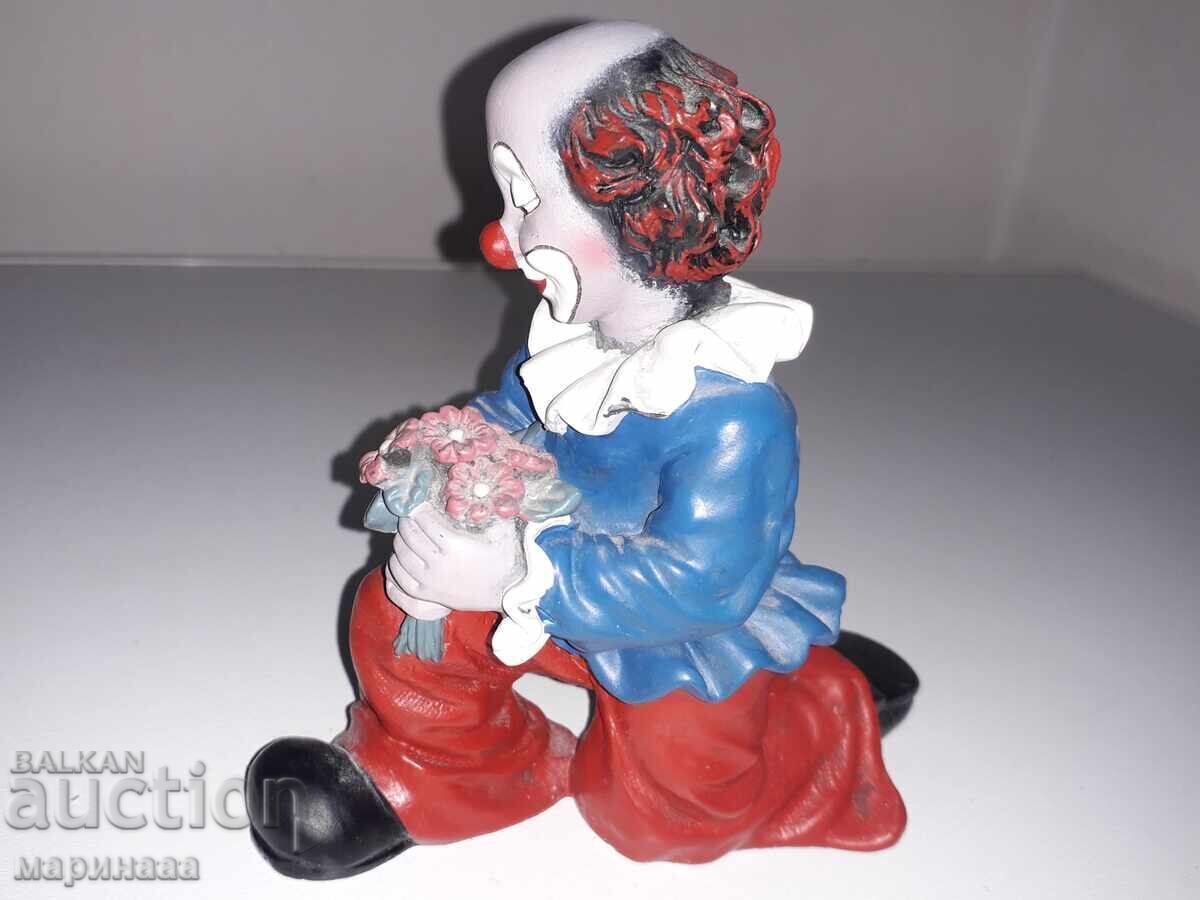 Delivery of MASSIVE FIGURE. "GILDE CLOWNS". GERMANY Delivery of MASSIVE FIGURE. "GILDE CLOWNS". GERMANY