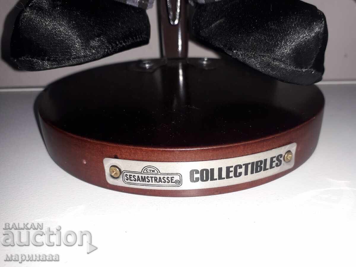 ΚΟΥΚΛΑ ''ΜΑΠΕΤ ΣΟΟΥ. ΟΔΟΣ ΣΕΣΑΜ''. ΣΥΛΛΕΚΤΙΚΗ - 5