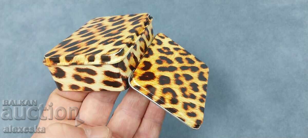 Μεταλλική ταμπακέρα - "Κουτί" - 5 Μεταλλική ταμπακέρα - "Κουτί" - 5