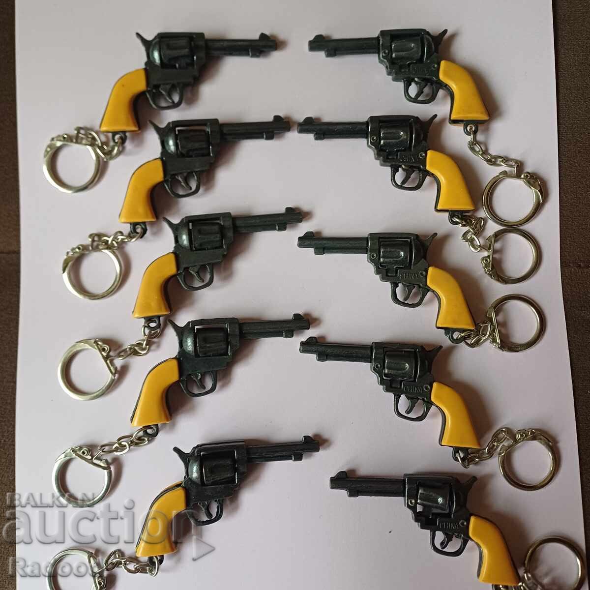 Retro pistols from the 90s with price 25.00 BGN | € 12.78 Retro pistols from the 90s with price 25.00 BGN | € 12.78