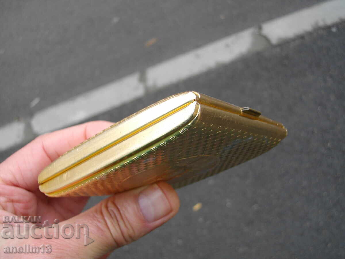 Auction  OLD USSR TOBACCO BOX MOSCOW