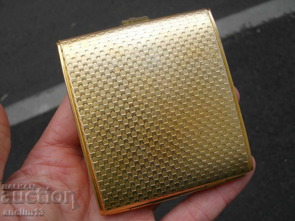 OLD USSR TOBACCO BOX MOSCOW - 6