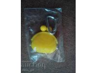 Keychain pouch with carabiner