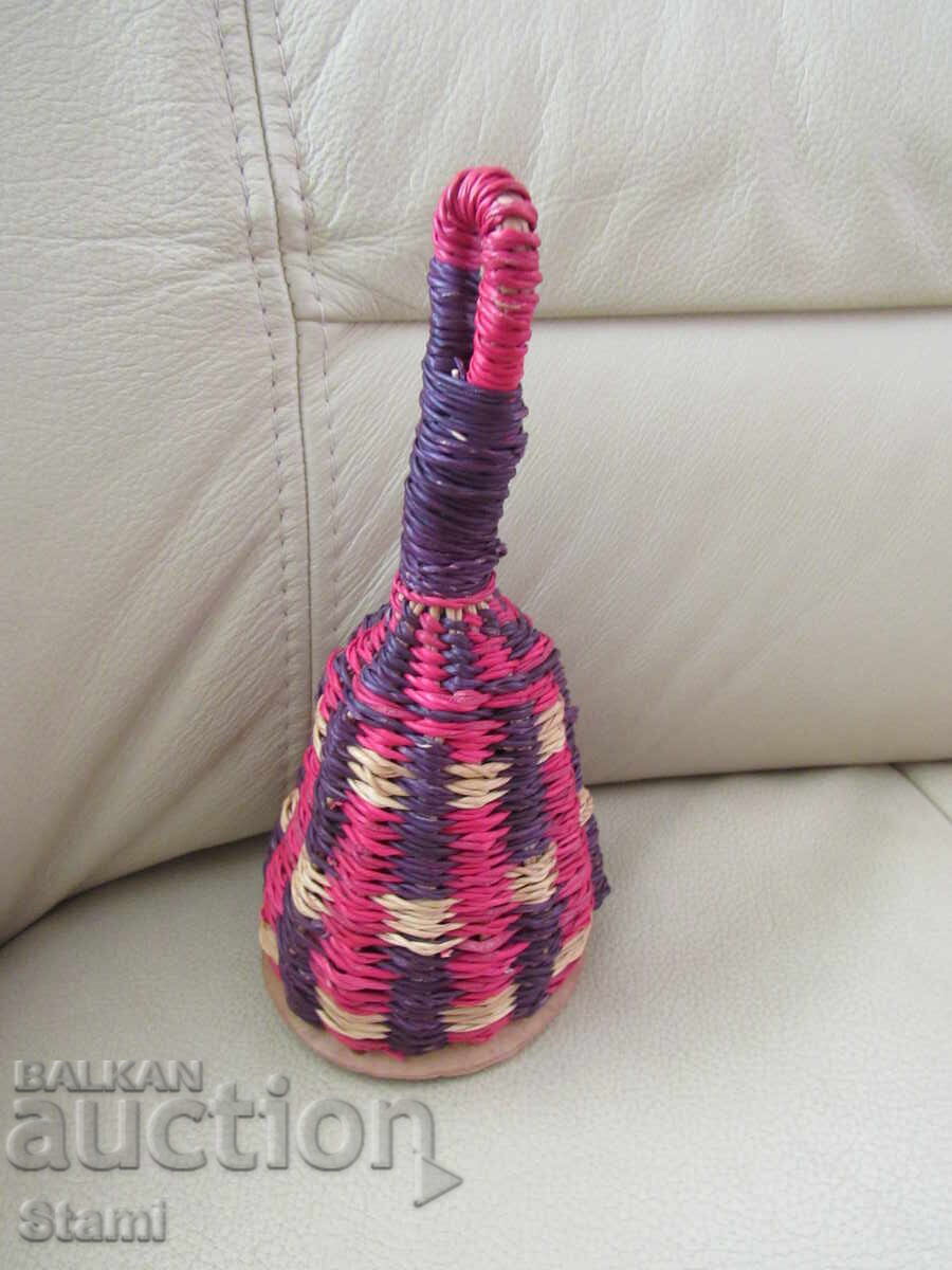 Παράδοση Καχίσι - κρουστό μουσικό όργανο από την Αφρική Παράδοση Καχίσι - κρουστό μουσικό όργανο από την Αφρική