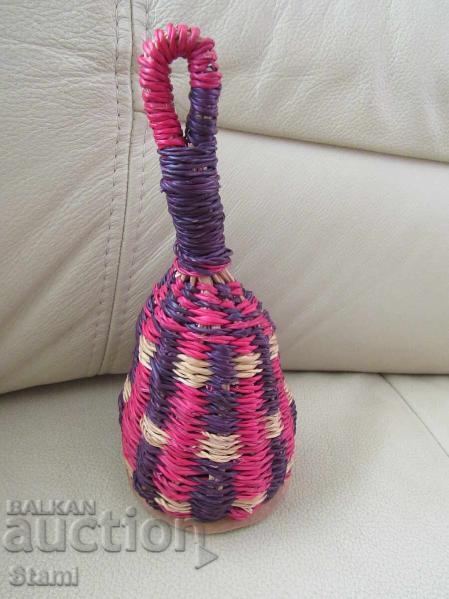 Καχίσι - κρουστό μουσικό όργανο από την Αφρική Καχίσι - κρουστό μουσικό όργανο από την Αφρική