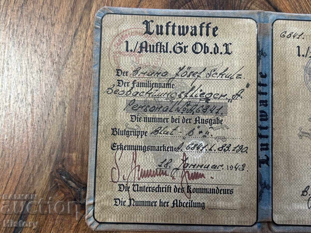 Delivery of German document "World War II"