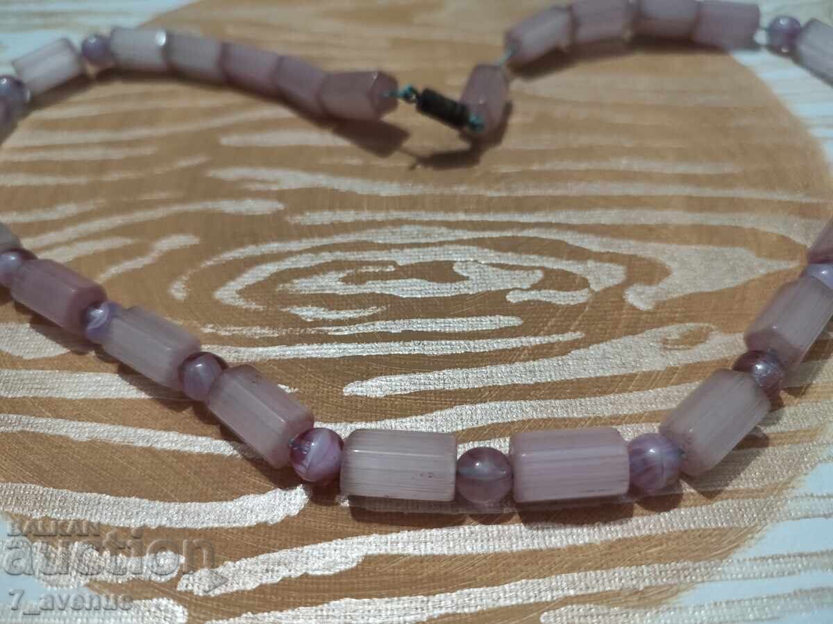 Necklace, stylish charming 70s 30.03.2025 with price 49.00 BGN | € 25.05 Necklace, stylish charming 70s 30.03.2025 with price 49.00 BGN | € 25.05