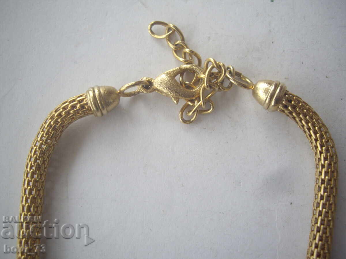 Позлатено красиво ланче. - 5