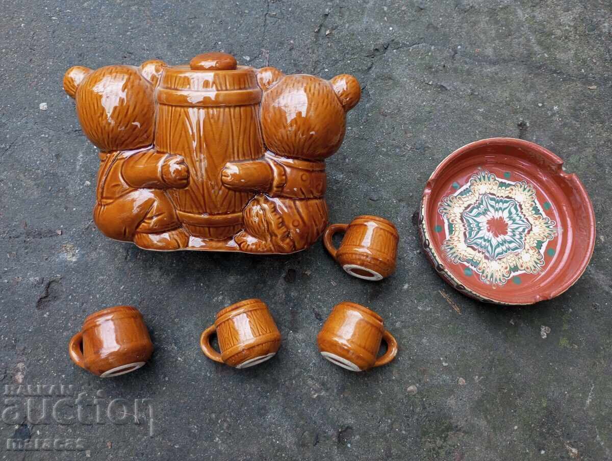 Доставка на Стари керамични съдове