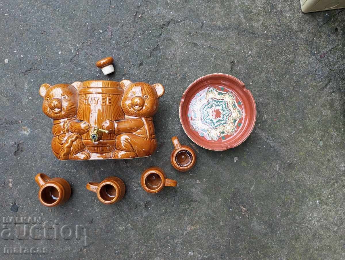 Стари керамични съдове