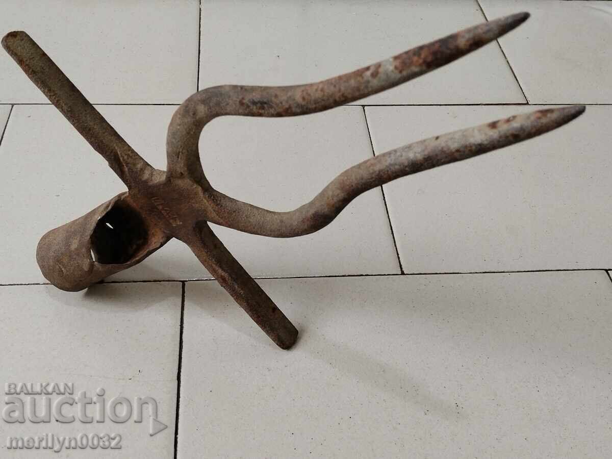 Old Wrought Two Prong, Pitchfork, Wrought Iron - 6 Old Wrought Two Prong, Pitchfork, Wrought Iron - 6