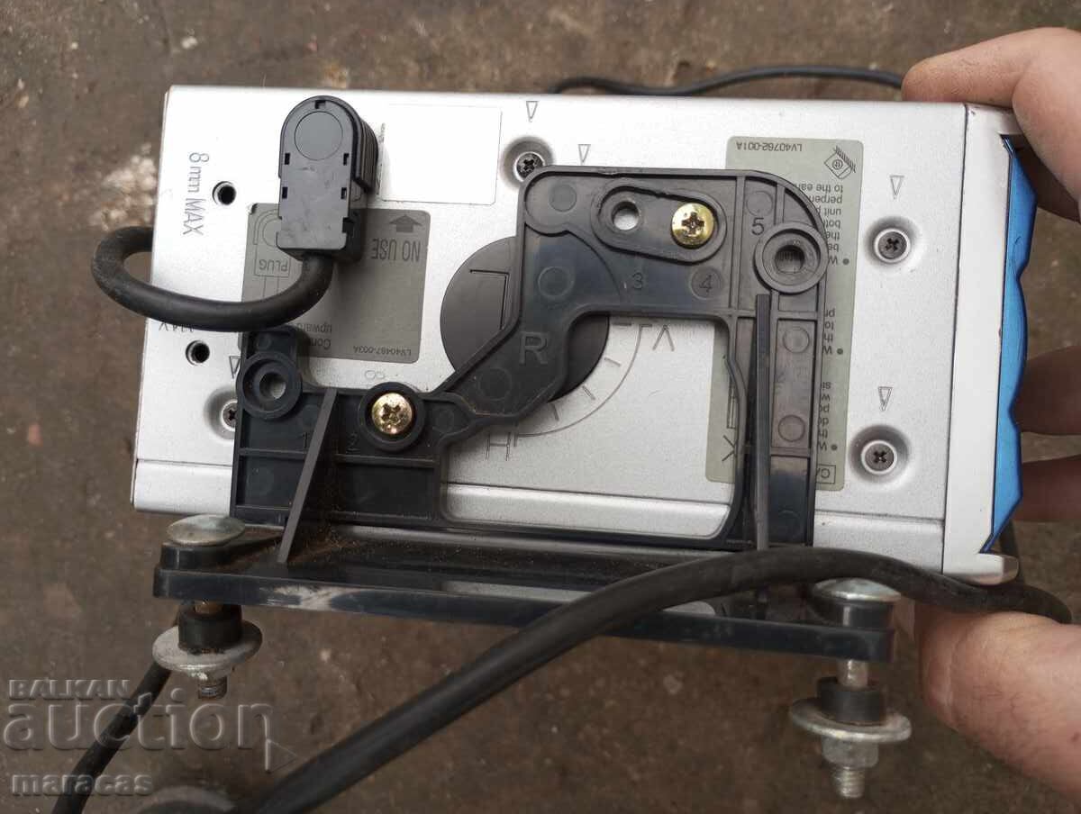 Distribution cable box and "SD changer" - 6