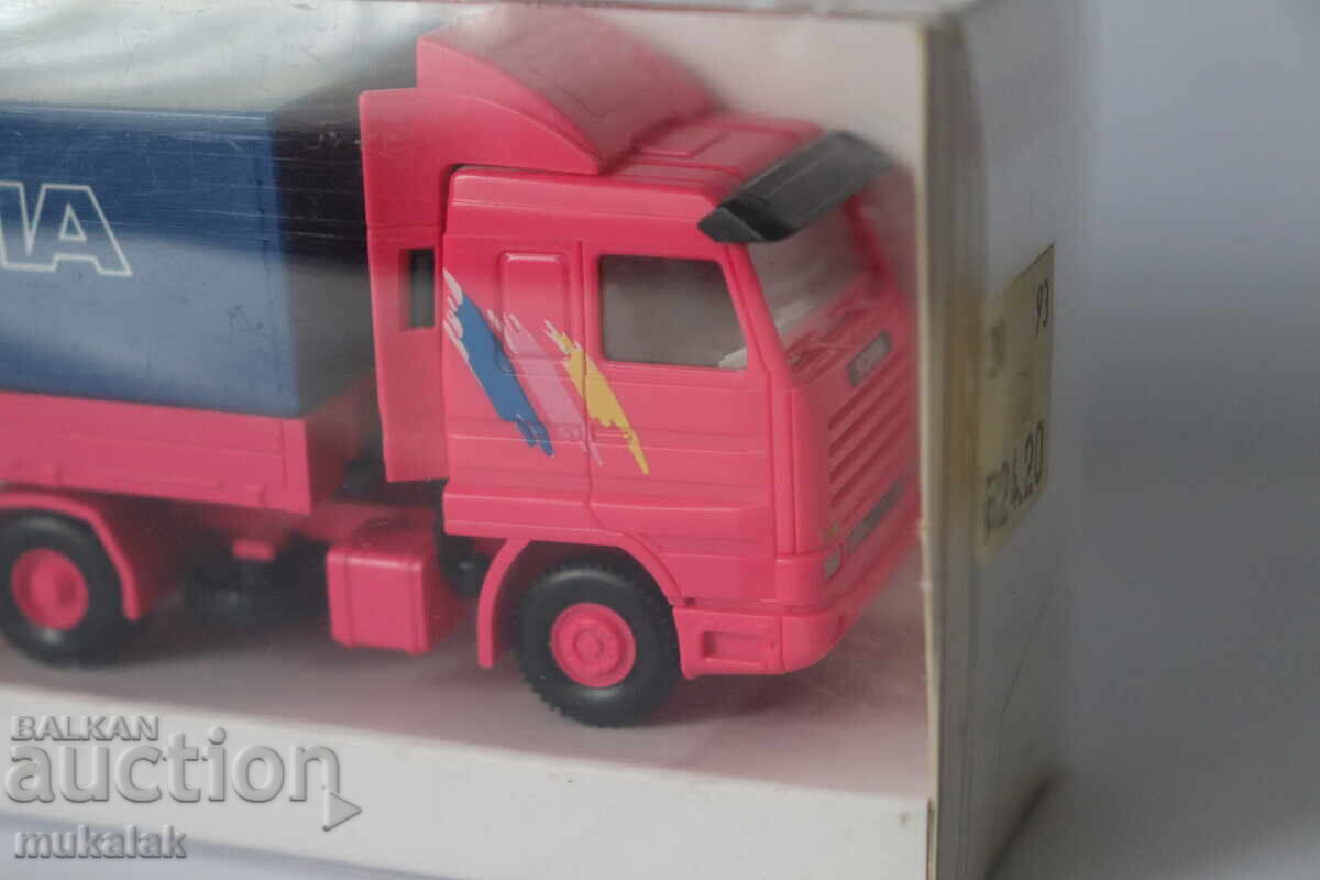 Delivery of WIKING H0 1/87 SCANIA TRUCK TOY MODEL TRACTOR Delivery of WIKING H0 1/87 SCANIA TRUCK TOY MODEL TRACTOR