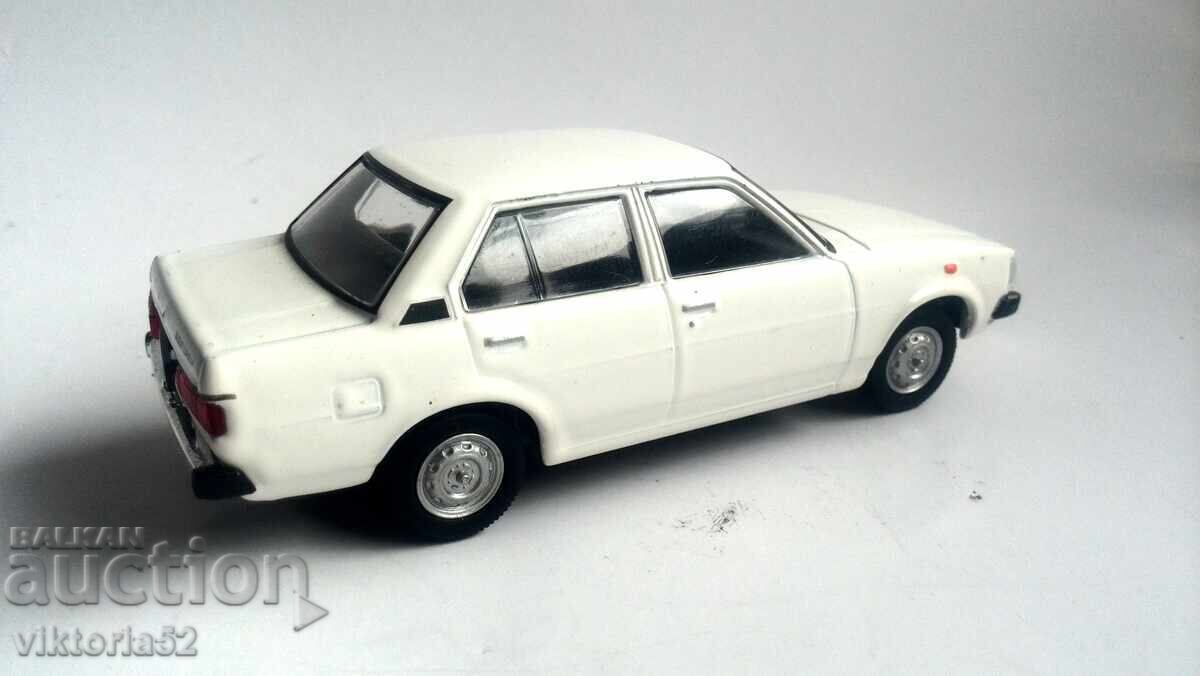 Toyota Corolla E70 - 7