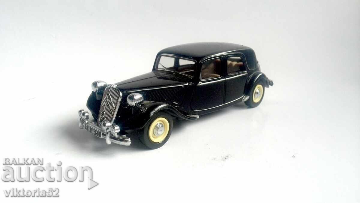 Dinky Diecast DY-22 1952 CITROEN CAR 1:43