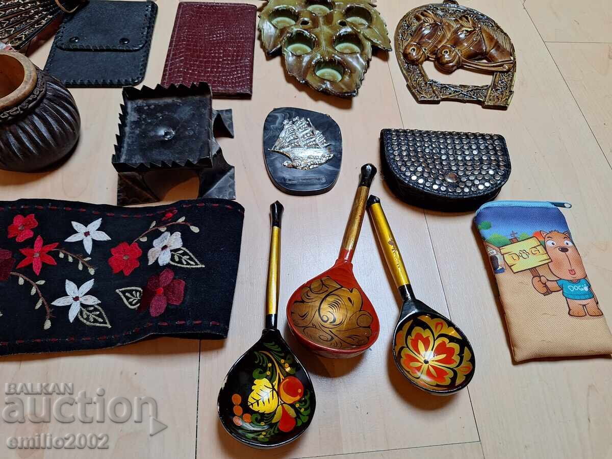 Delivery of Souvenirs retro social