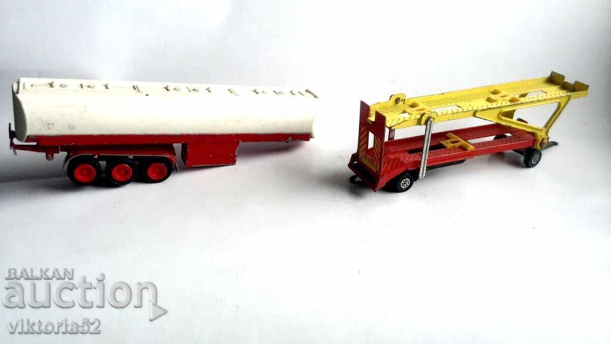 Lot de jucării vechi pentru copii Lot de jucării vechi pentru copii