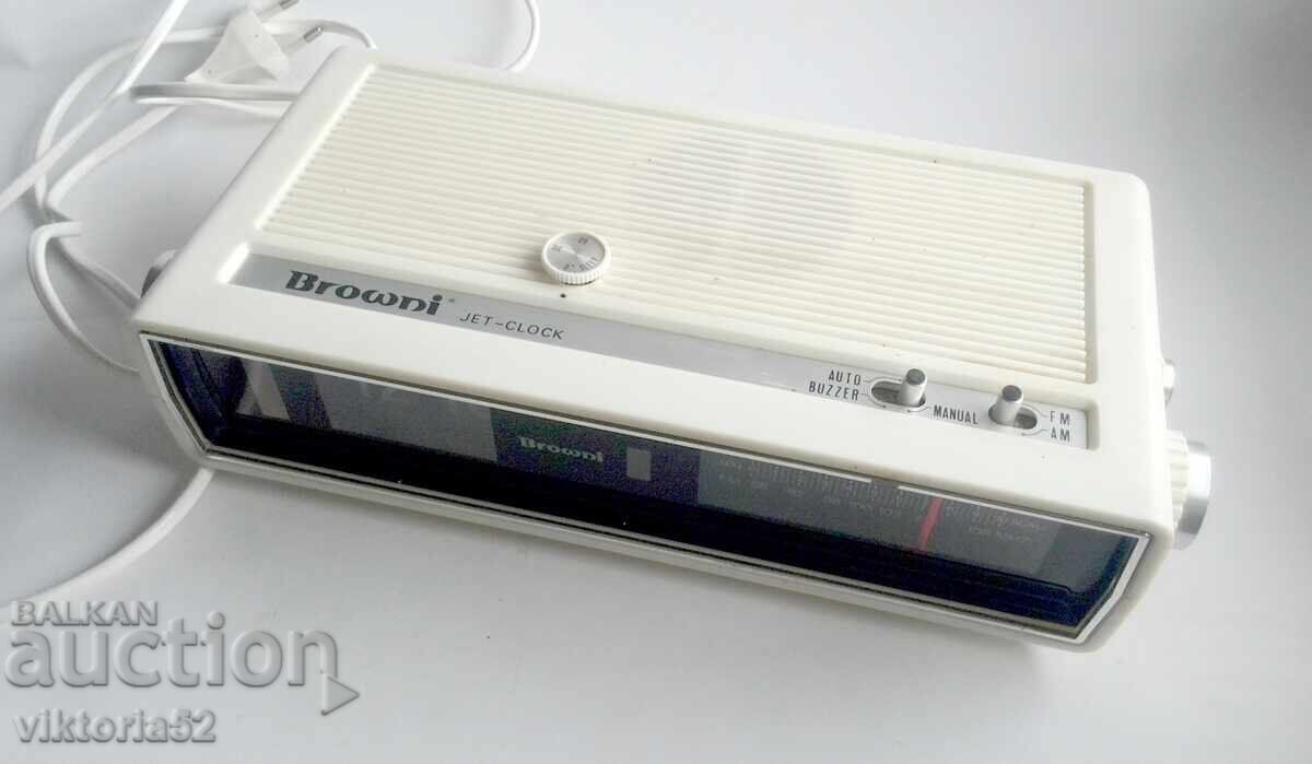 Browni Jet-Clock RD-2520 radio clock from 1973 with price 290.00 BGN | € 148.27 Browni Jet-Clock RD-2520 radio clock from 1973 with price 290.00 BGN | € 148.27